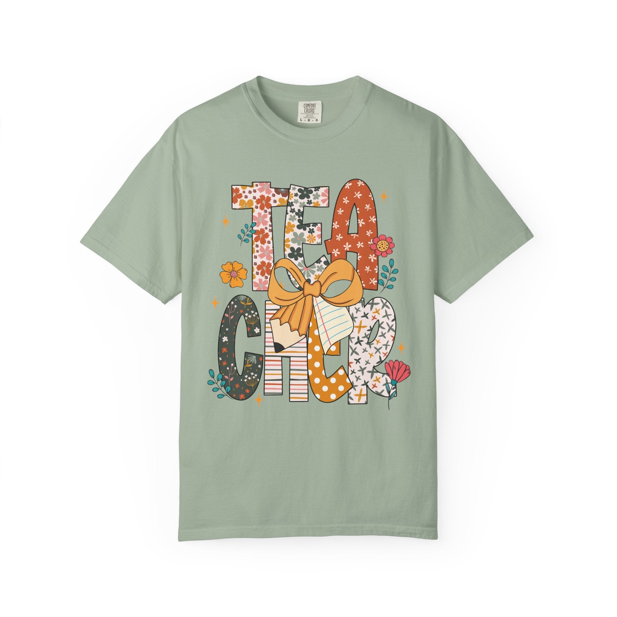 Floral Teacher T-Shirt – Cute Wildflower Graphic Tee with Bow for Women & Educators