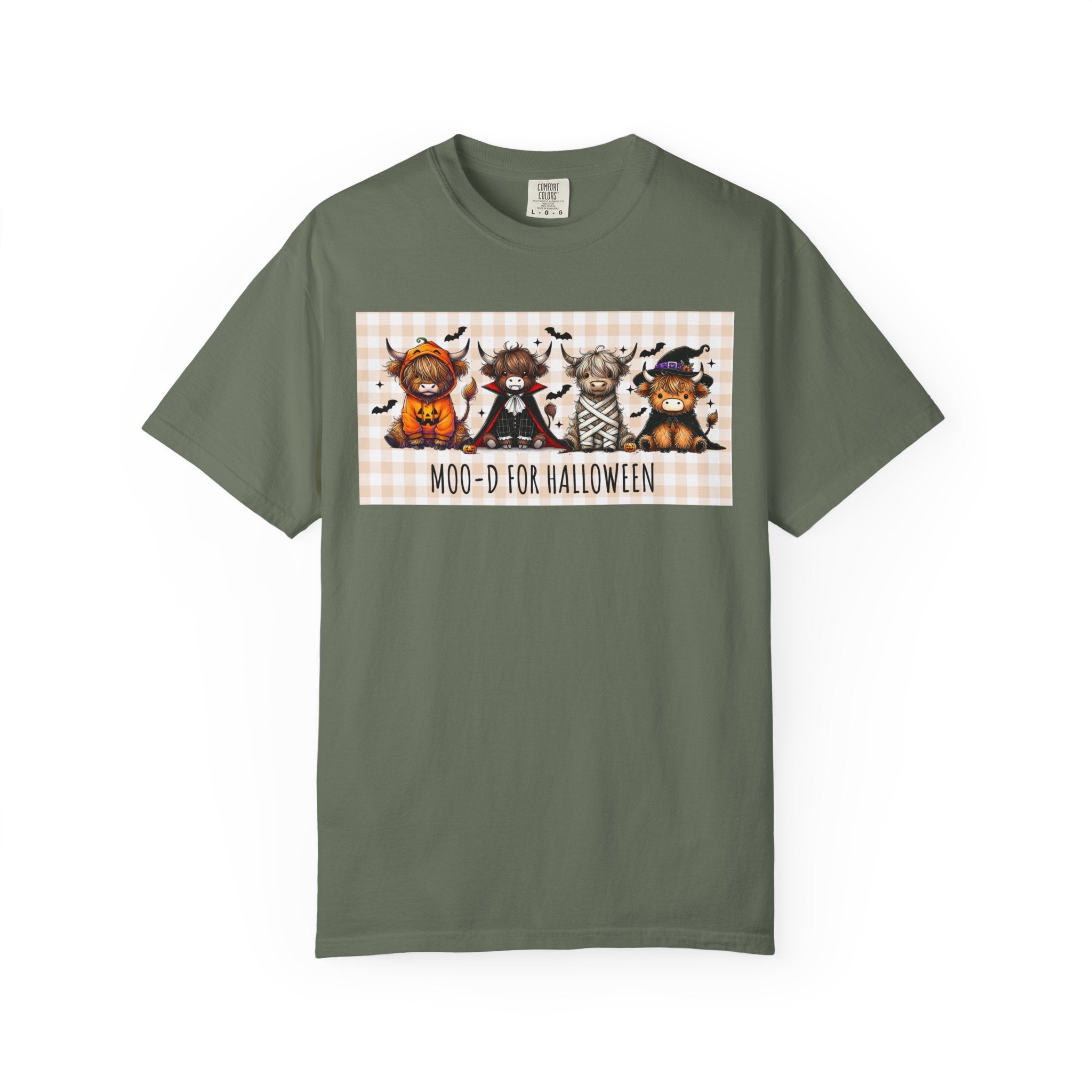 Moo-d for Halloween | Cute Highland Cow Graphic Tee