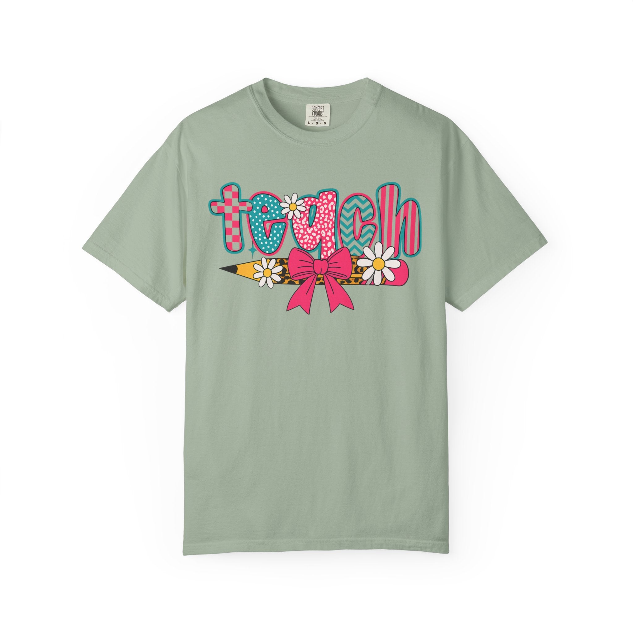 Retro Teacher T-Shirt | Colorful Teach Graphic Tee with Bow & Daisies | Cute Teacher Gift