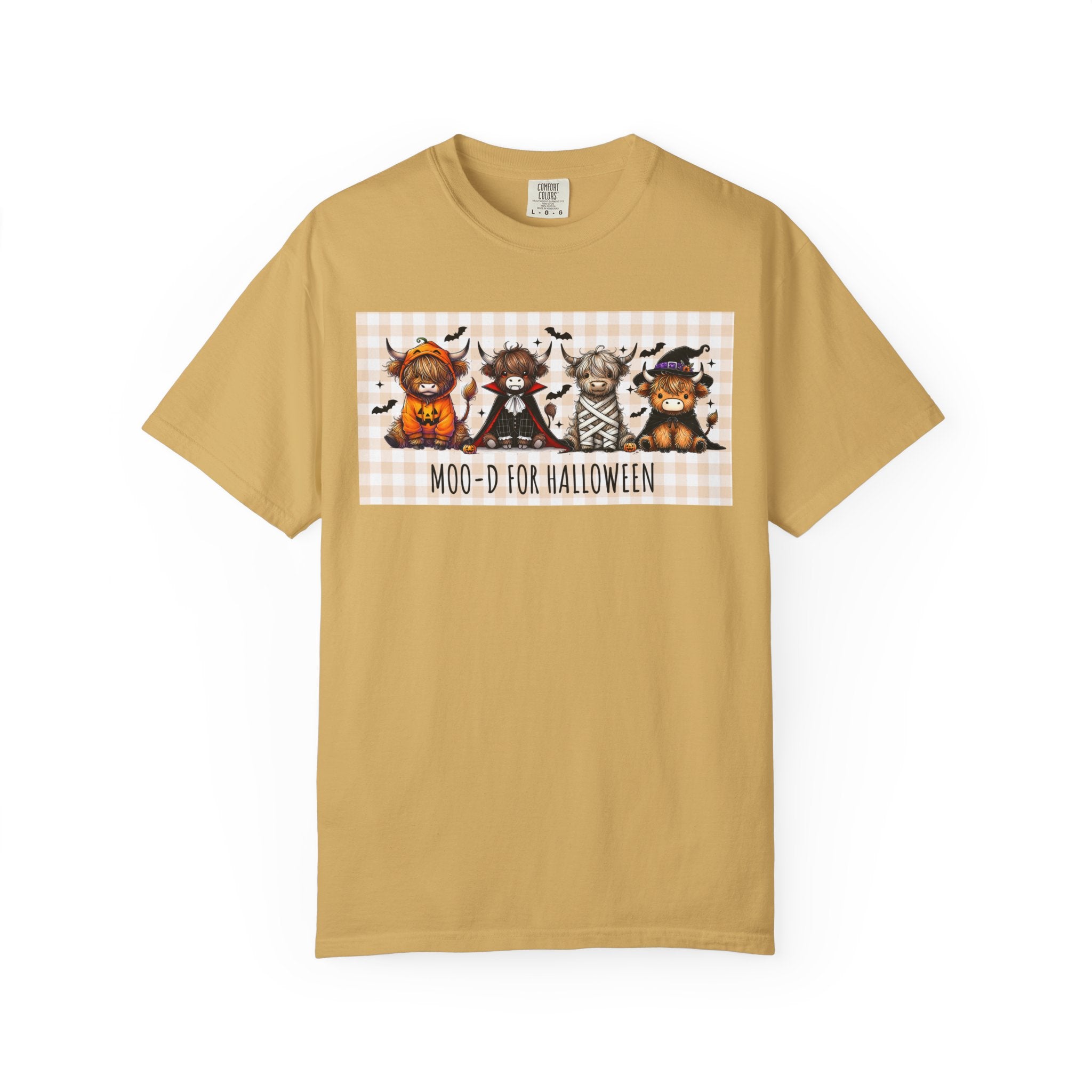 Moo-d for Halloween | Cute Highland Cow Graphic Tee