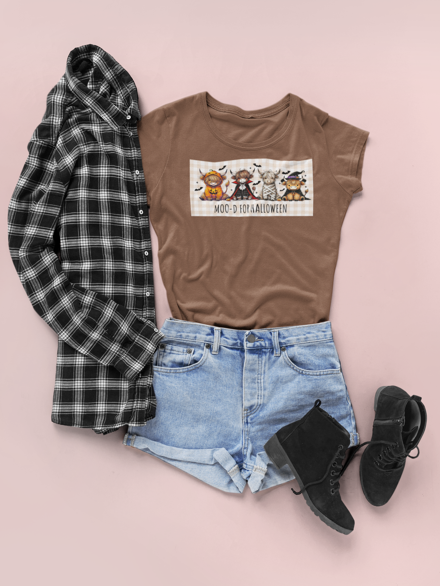 Moo-d for Halloween | Cute Highland Cow Graphic Tee