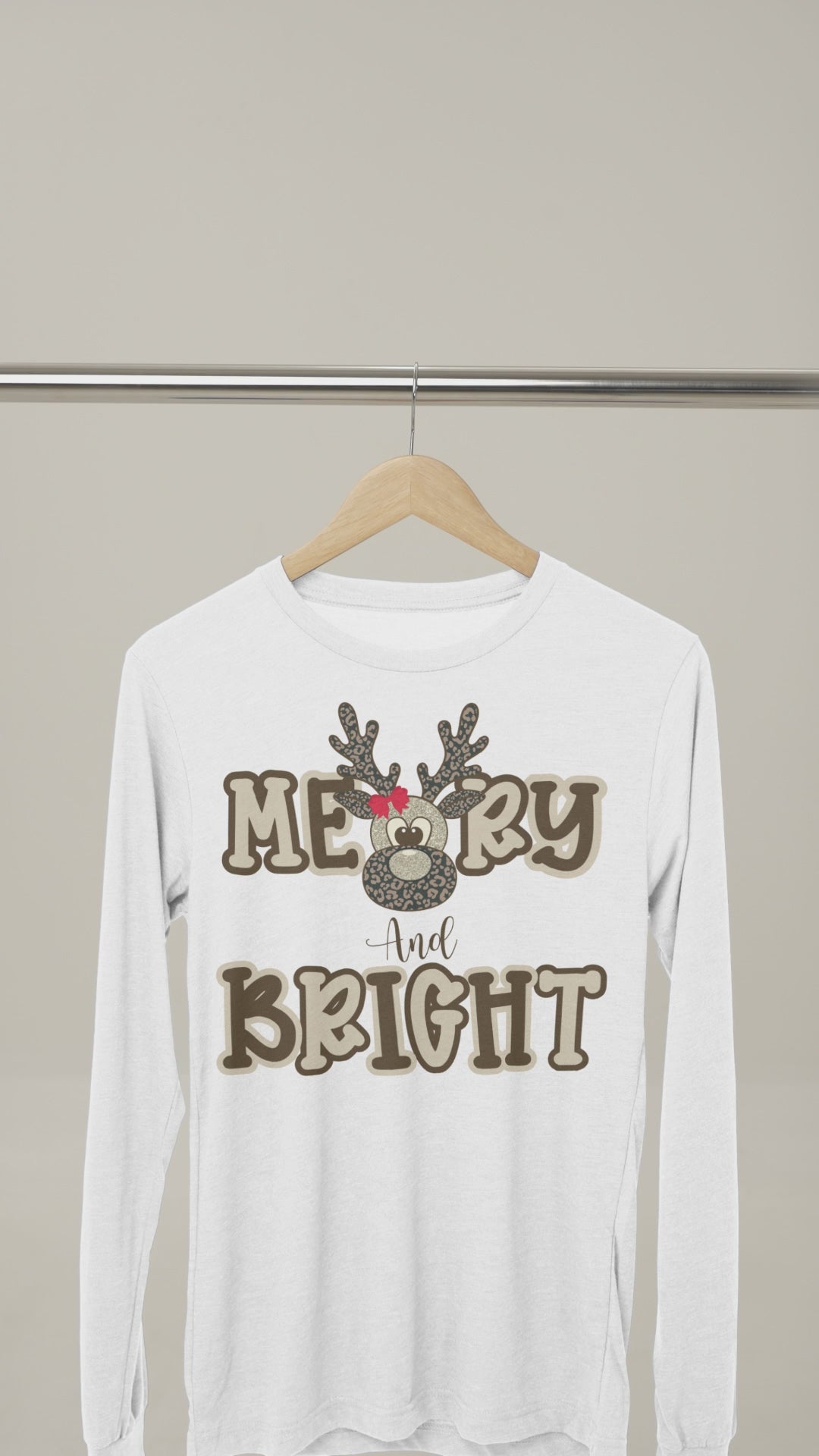 Merry & Bright Reindeer Long Sleeve – Comfort Colors® Cheetah Print Christmas Shirt for Women