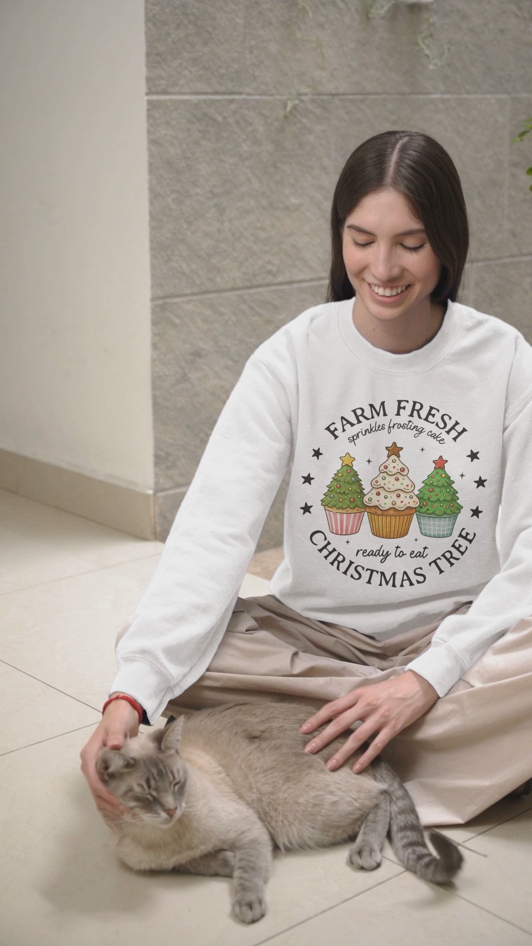 Farm Fresh Christmas Tree Cupcake Sweatshirt – Holiday Baking Graphic Pullover for Women